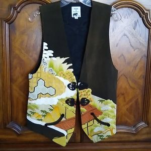 Max & Mabel frog closure kimono fabric vest,  Med